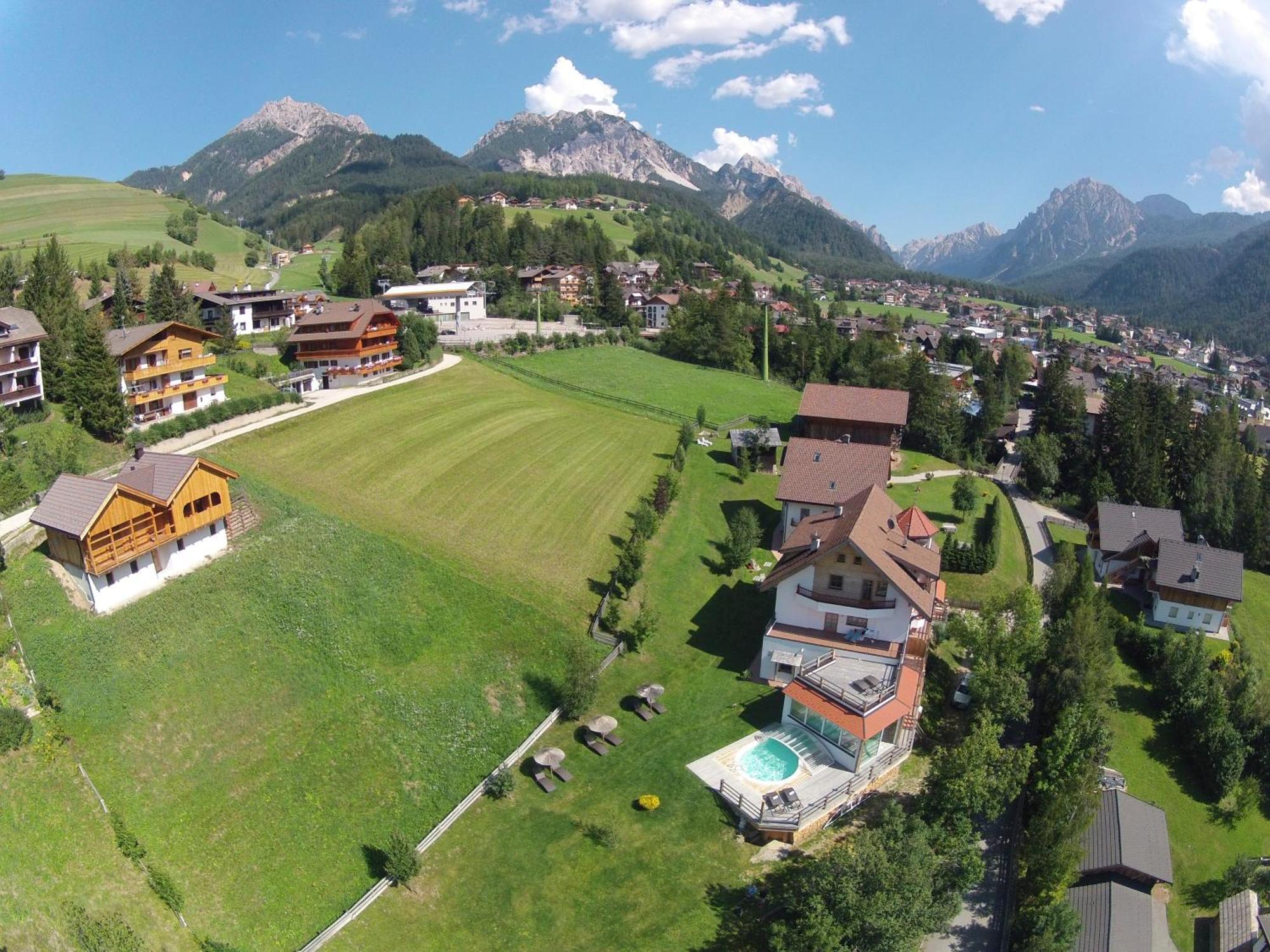 Villa Ortensia San Vigilio Di Marebbe Eksteriør bilde